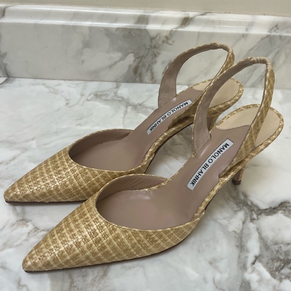 Manolo Blahnik Woven Slingback Heels Size 39 - Picture 7 of 11